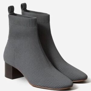 Everlane Glove Boot in Slate Grey Sz 9